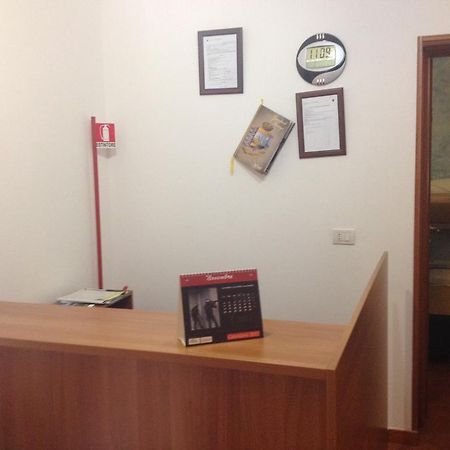 Roma Termini Inn Ngoại thất bức ảnh