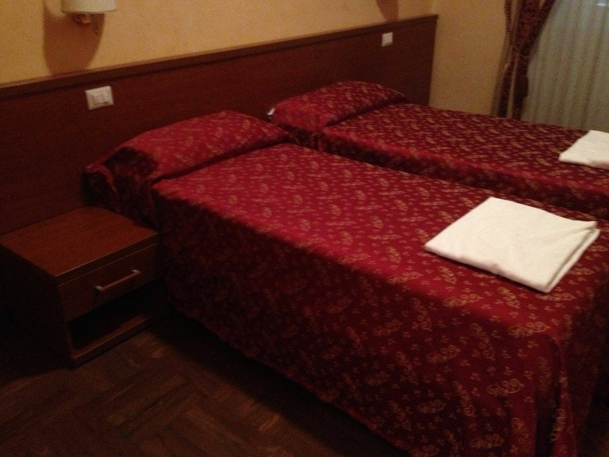 Roma Termini Inn Ngoại thất bức ảnh