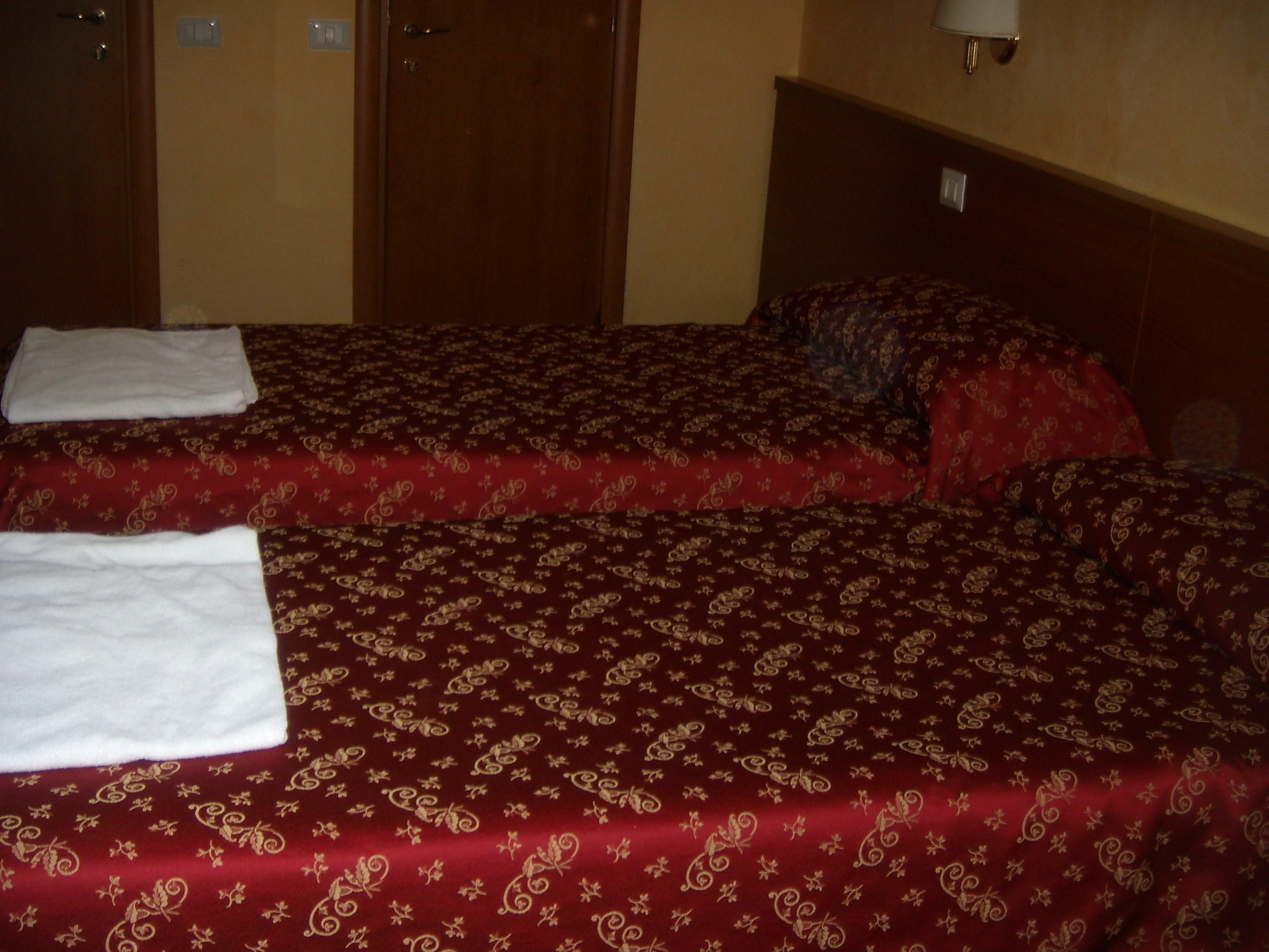Roma Termini Inn Ngoại thất bức ảnh